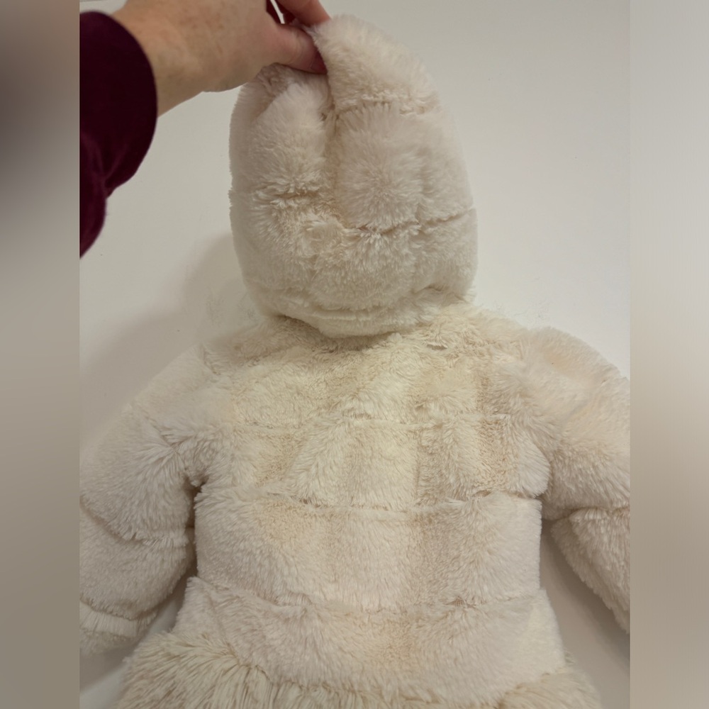 American Widgeon cream color girls 12 months faux fur coat - Picture 3 of 5